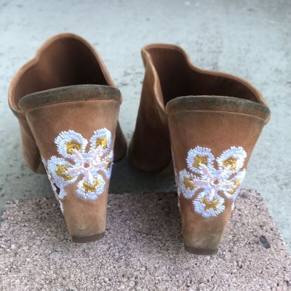 Tory Burch Embroidered heels - Picture 5 of 7